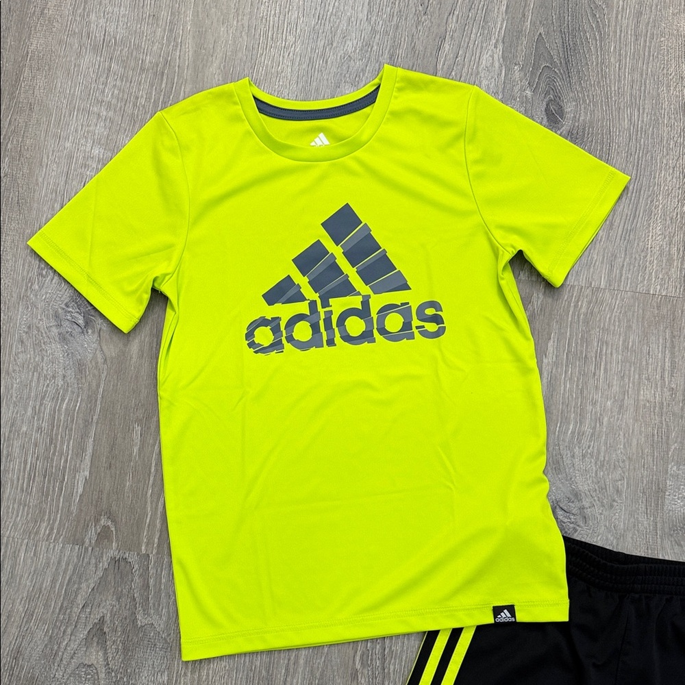 adidas Neon Yellow & Black Kids Short Set - Picture 2 of 6